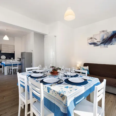Il Borgo Incantato Con Garage Finale Ligure