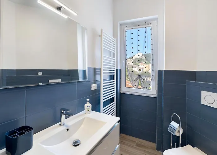 Il Borgo Incantato Con Garage Apartamento Finale Ligure